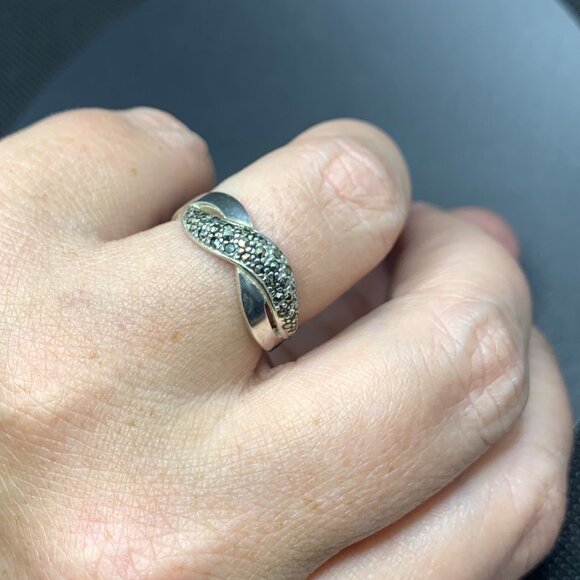 Sterling Silver 925 Marcasite Open Twist Design Tapered Band Ring Size 8 - Picture 5 of 10